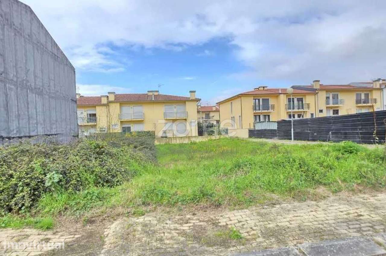 Moradia T3 , Loureira, Vila Verde - Grande imagem: 5/15