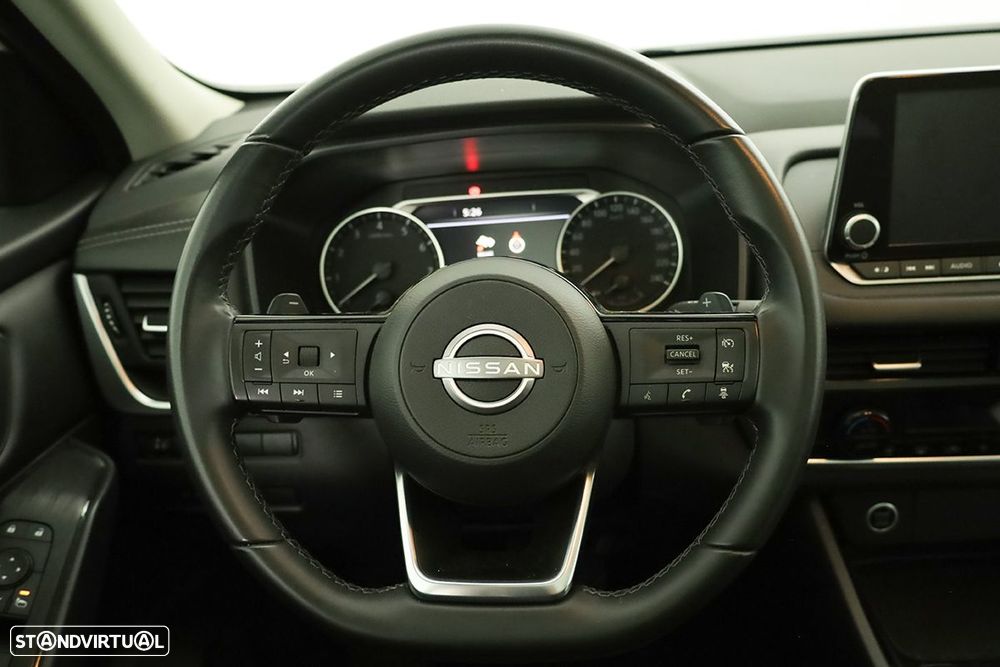 Nissan Qashqai 1.3 DIG-T Acenta Xtronic - 12