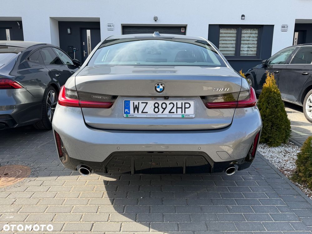 BMW Seria 3 318i M Sport - 3
