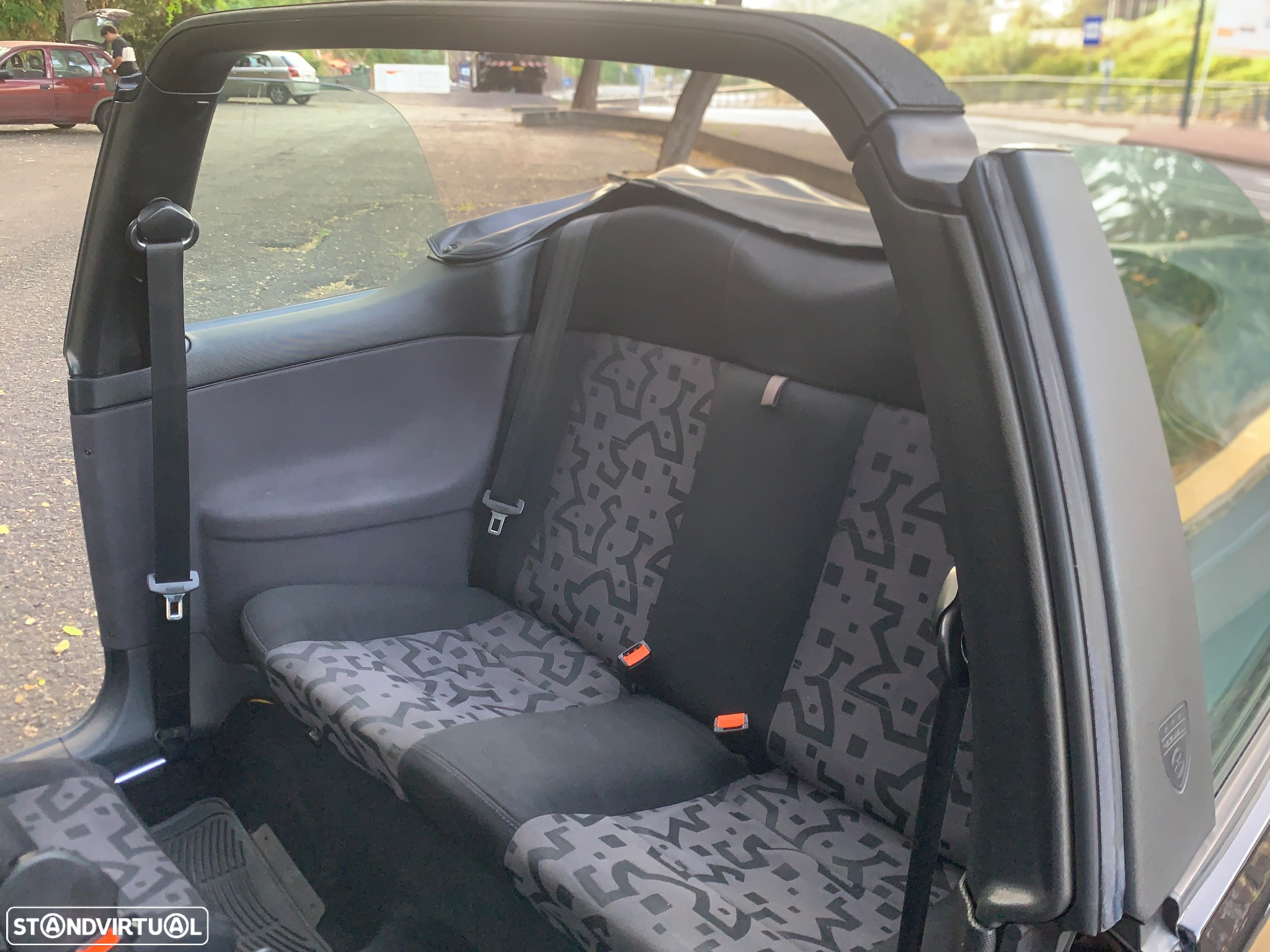 VW Golf Cabriolet 1.6 - 9