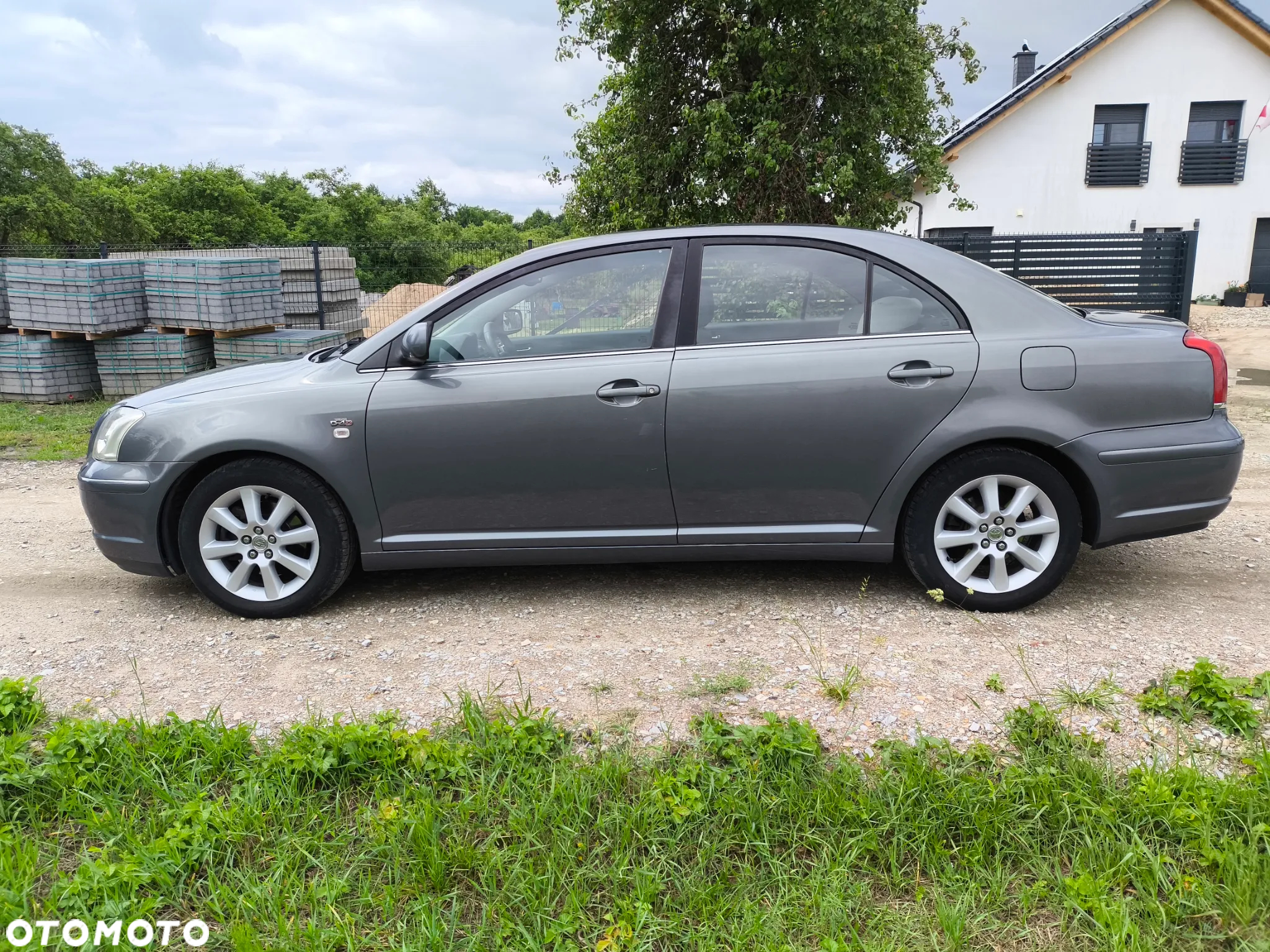 Toyota Avensis 2.0 D-4D - 5