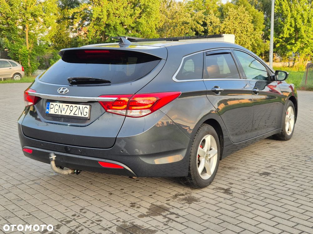 Hyundai i40 Kombi blue 1.7 CRDi Trend - 15