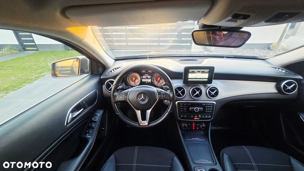 Mercedes-Benz GLA 250 4-Matic - 3