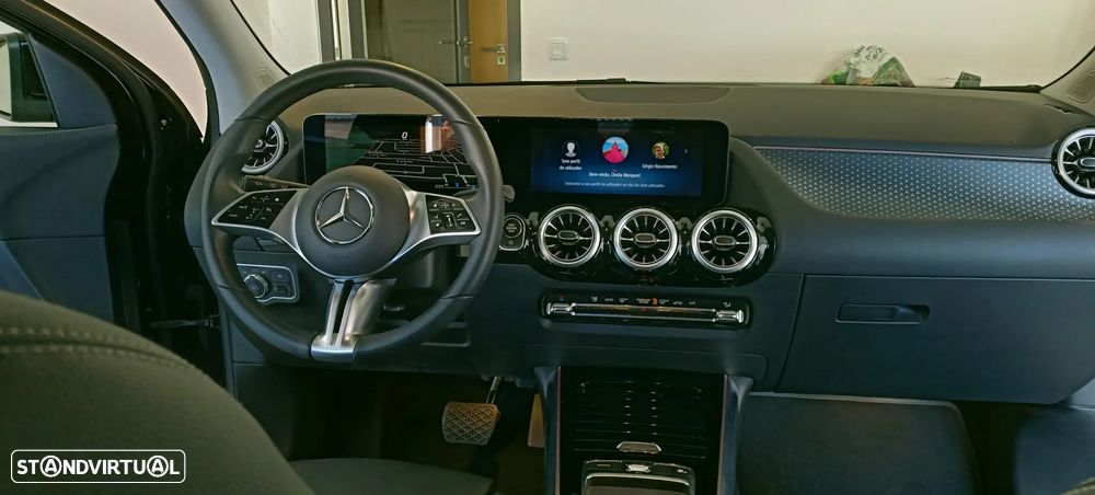 Mercedes-Benz GLA 180 d 8G-DCT Progressive Advanced - 14