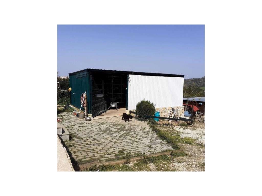 Terreno Urbano Para Construção com 4.160m2 - Grande imagem: 3/9