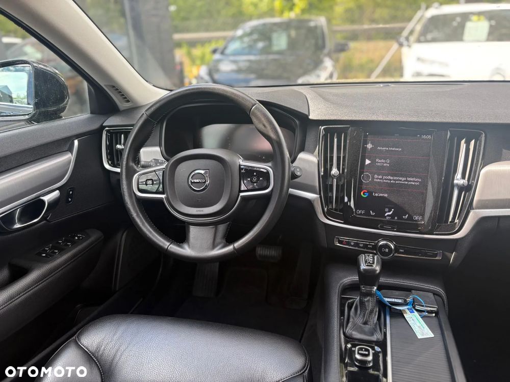 Volvo V90 D4 AWD Geartronic Momentum - 19