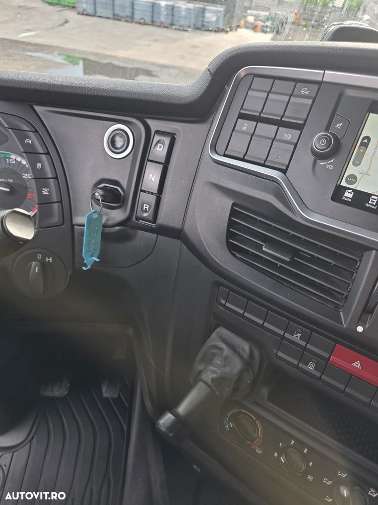Iveco Stralis Hi-Way - 8