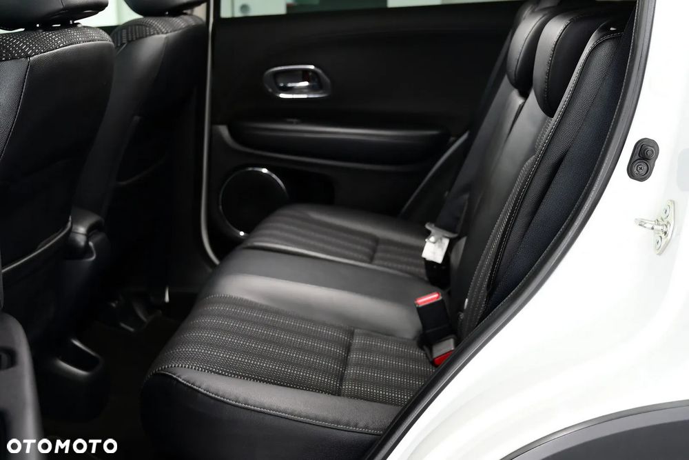 Honda HR-V 1.5 i-VTEC CVT Executive - 20