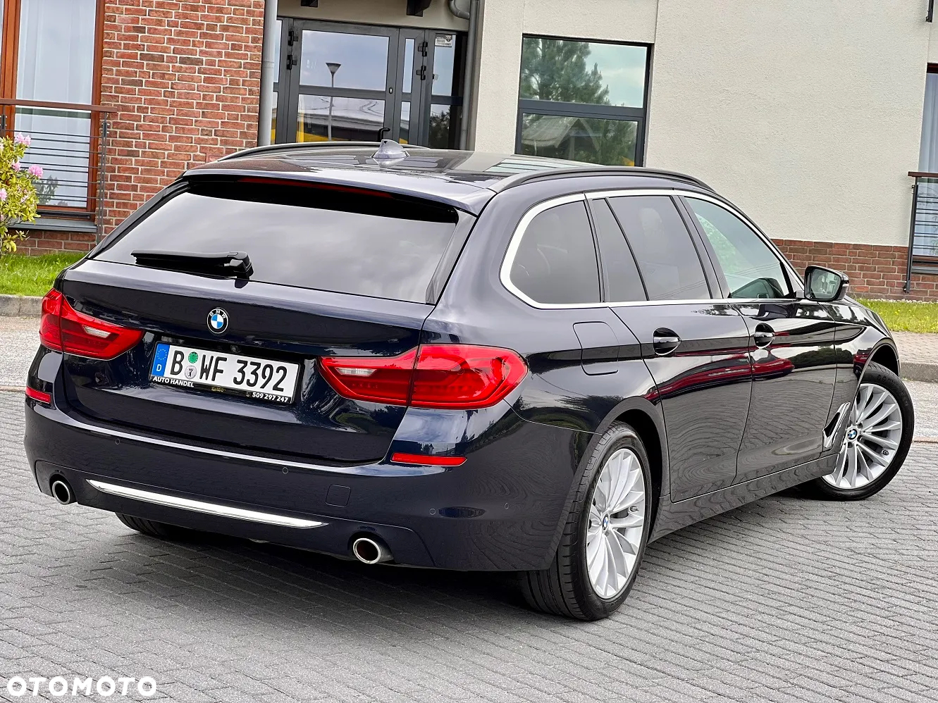 BMW Seria 5 520d Touring Luxury Line - 14