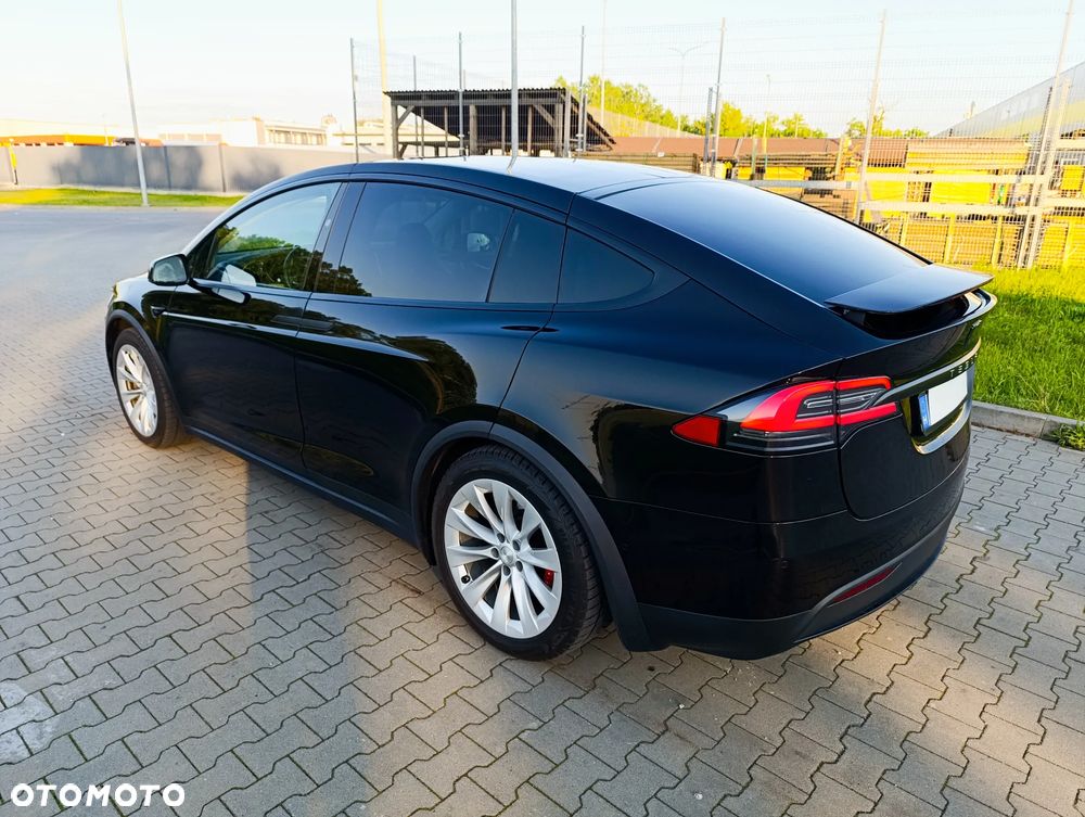 Tesla Model X Performance - 25