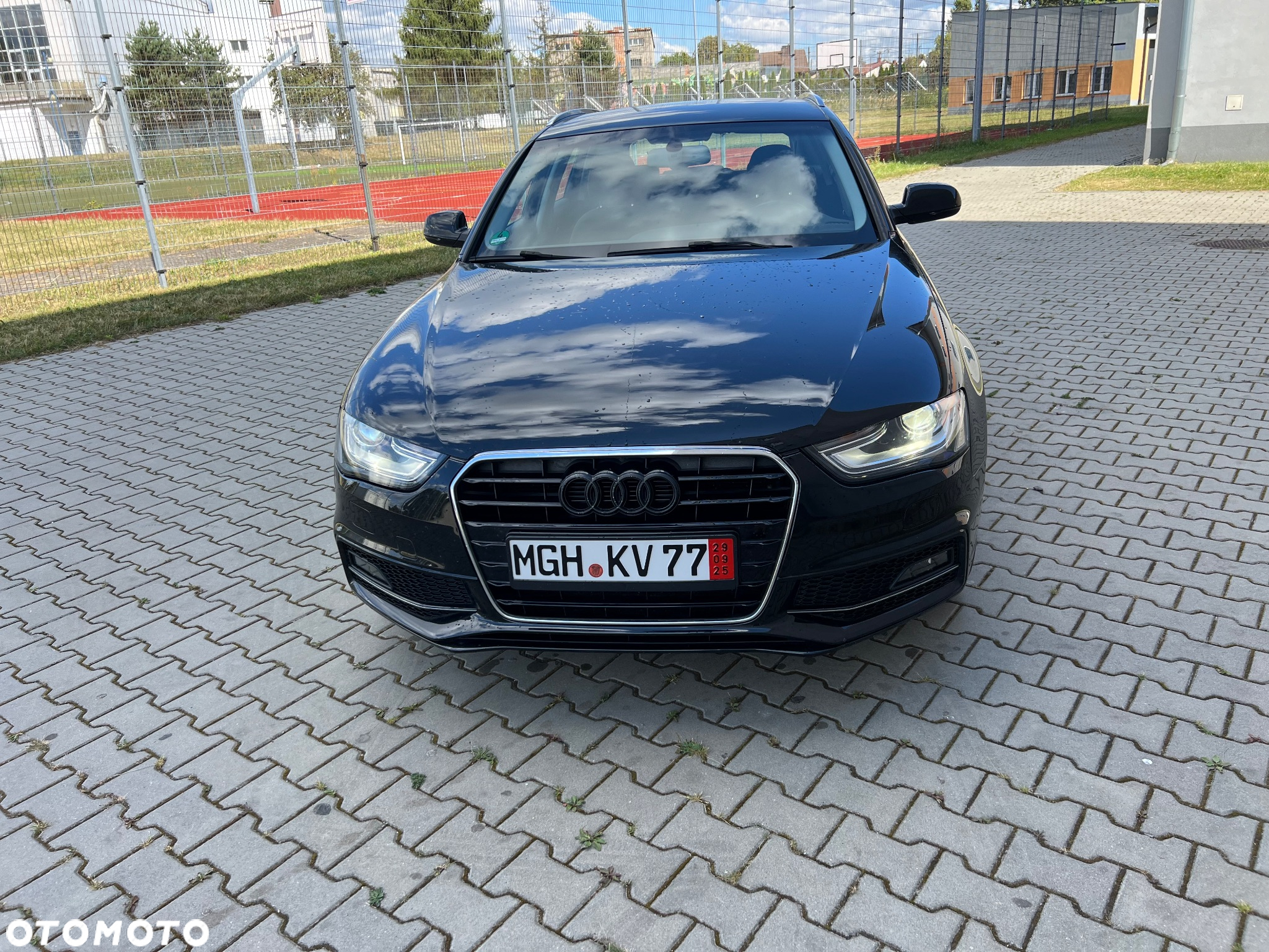 Audi A4 2.0 TDI DPF clean diesel S line Sportpaket - 14