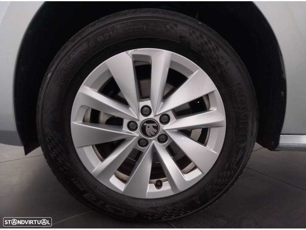 Skoda Kamiq 1.0 TSI Selection DSG - 13