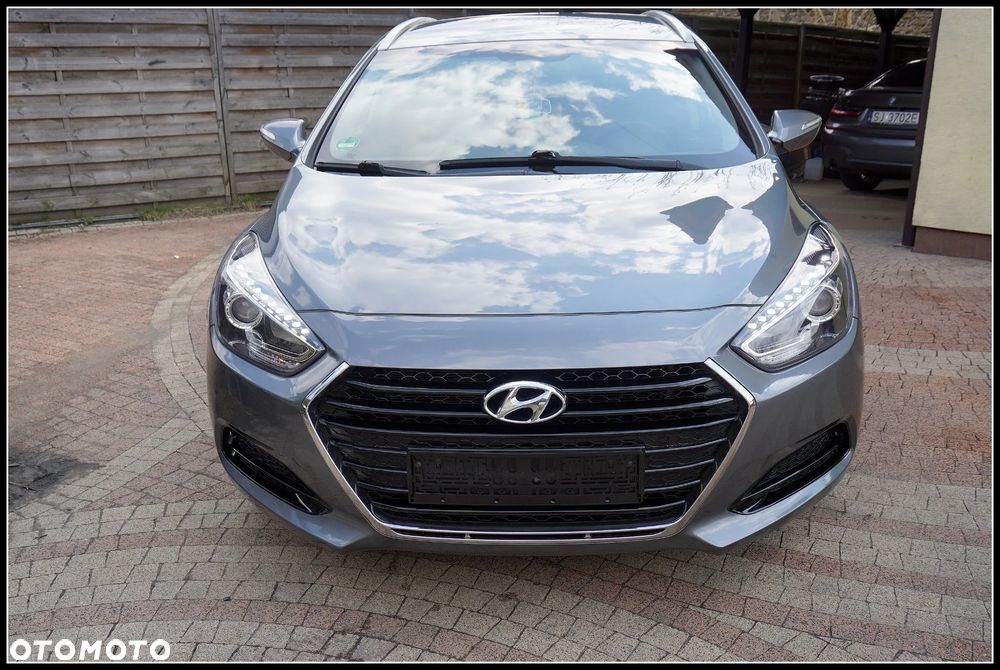 Hyundai i40 1.6 GDI Comfort + - 17
