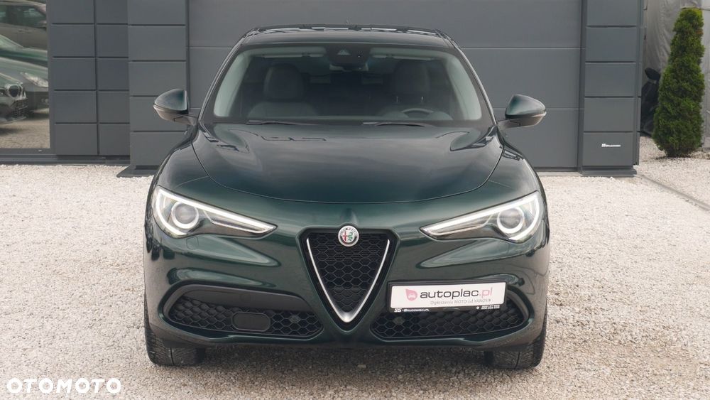 Alfa Romeo Stelvio - 4