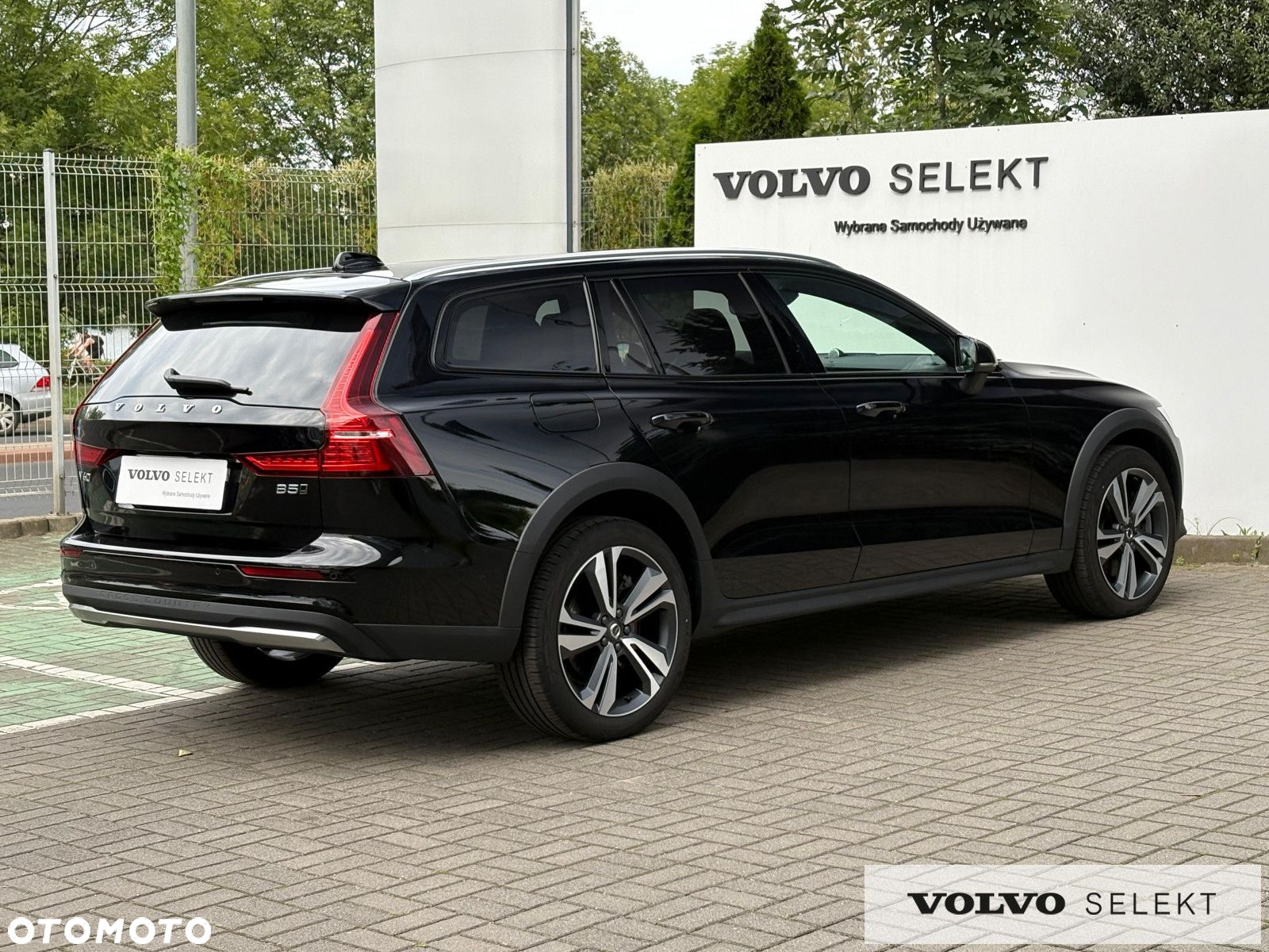 Volvo V60 Cross Country - 7