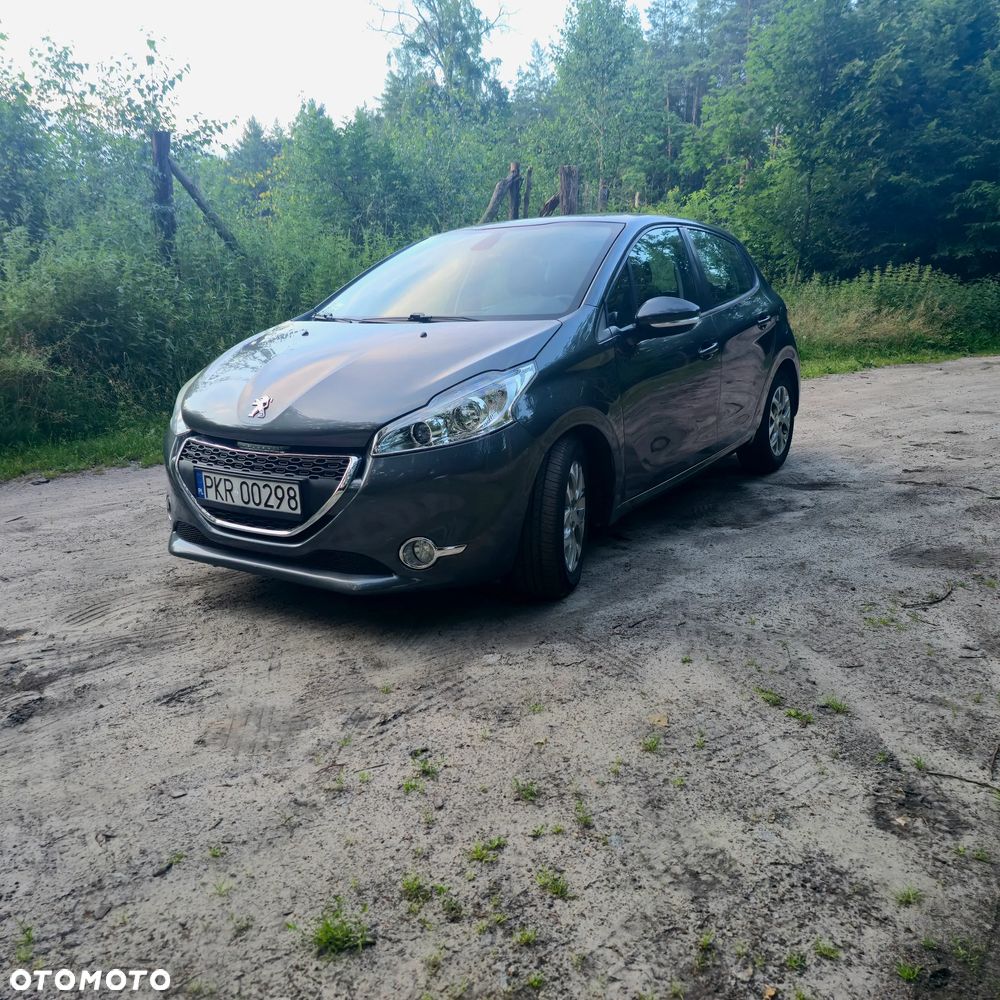 Peugeot 208 - 2
