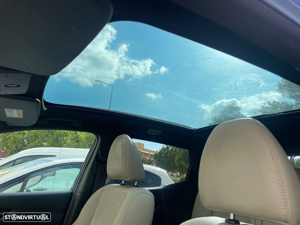 Nissan Qashqai 1.5 dCi Tekna Premium Pele S Alcantara - 23
