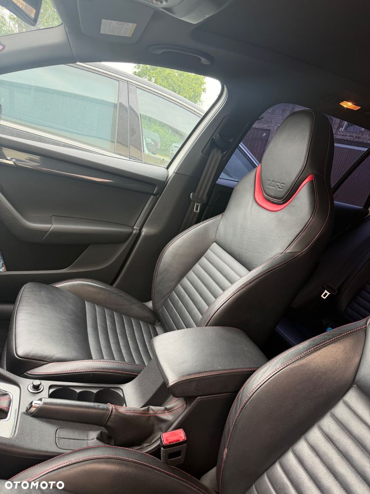 Skoda Octavia 2.0 TDI RS DSG - 18
