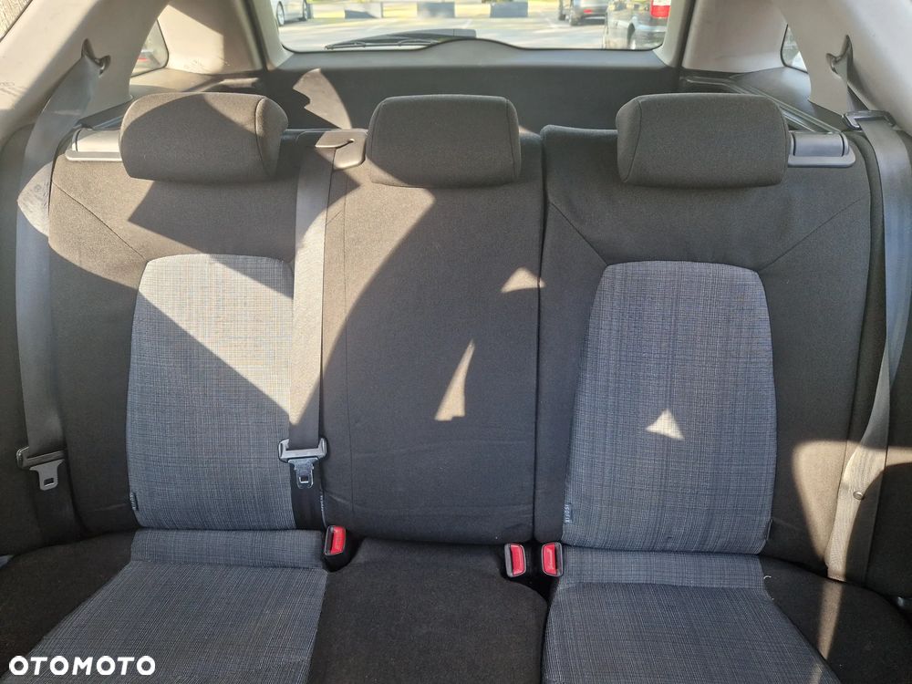 Kia Ceed 1.6 Crdi Comfort + - 8