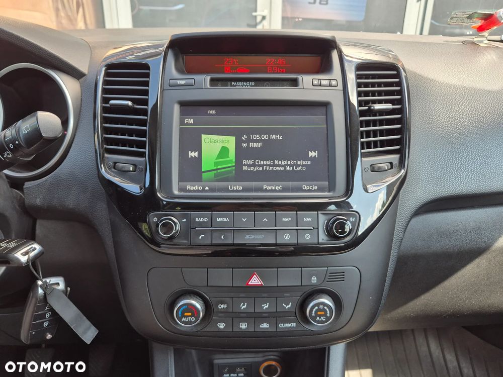 Kia Venga 1.4 Business Line - 12