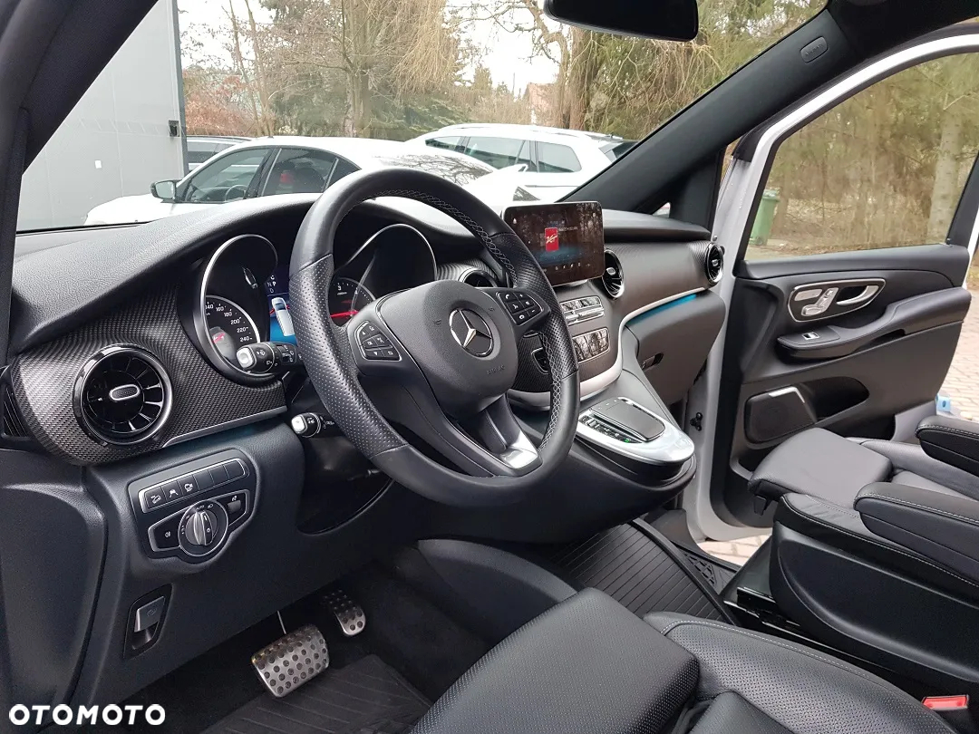 Mercedes-Benz Klasa V 300 d 4-Matic Avantgarde 9G-Tronic (d³ugi) - 16