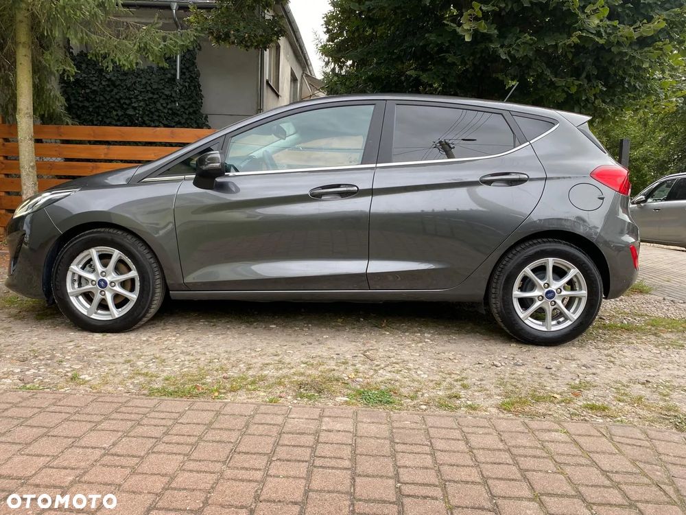 Ford Fiesta 1.0 EcoBoost Hybrid S&S TITANIUM VIGNALE - 2