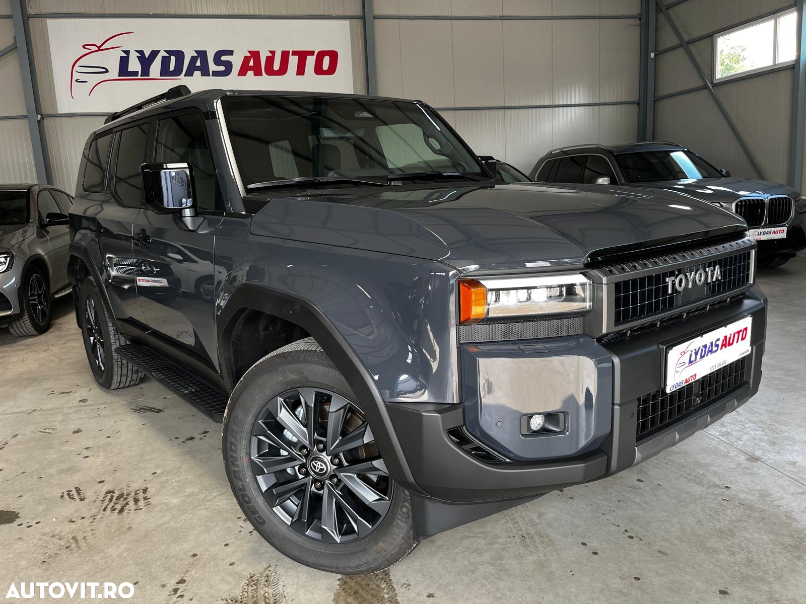 Toyota Land Cruiser 2.8l D-4D 204 CP A/T 7 locuri Luxury AVS Black - 5