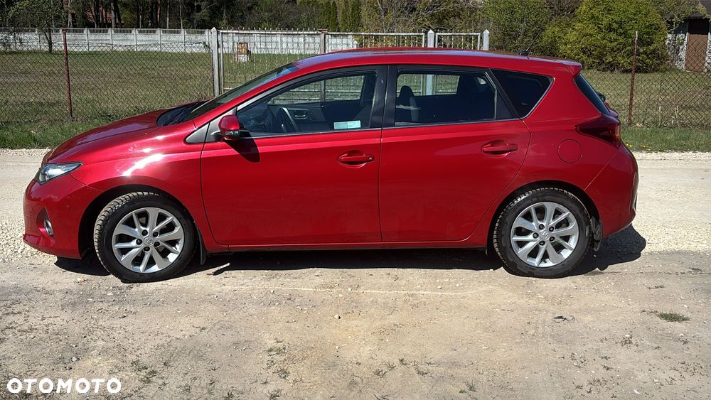 Toyota Auris 1.6 Dynamic MS - 9