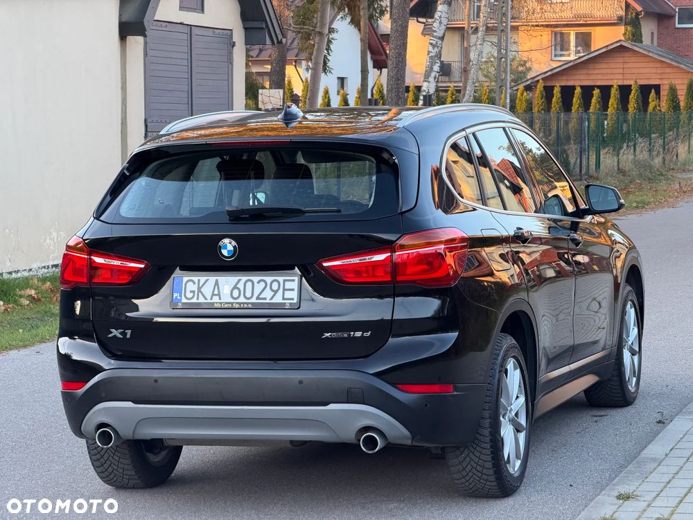BMW X1 xDrive18d xLine - 9