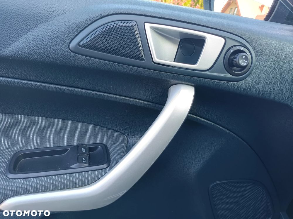 Ford Fiesta 1.6 Sport - 19