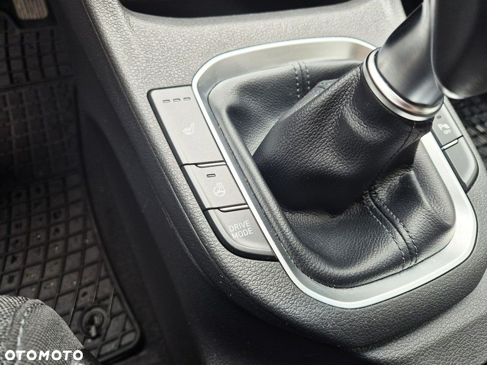 Hyundai i30 1.5 T-GDI 48V-Hybrid EDITION 30 - 19