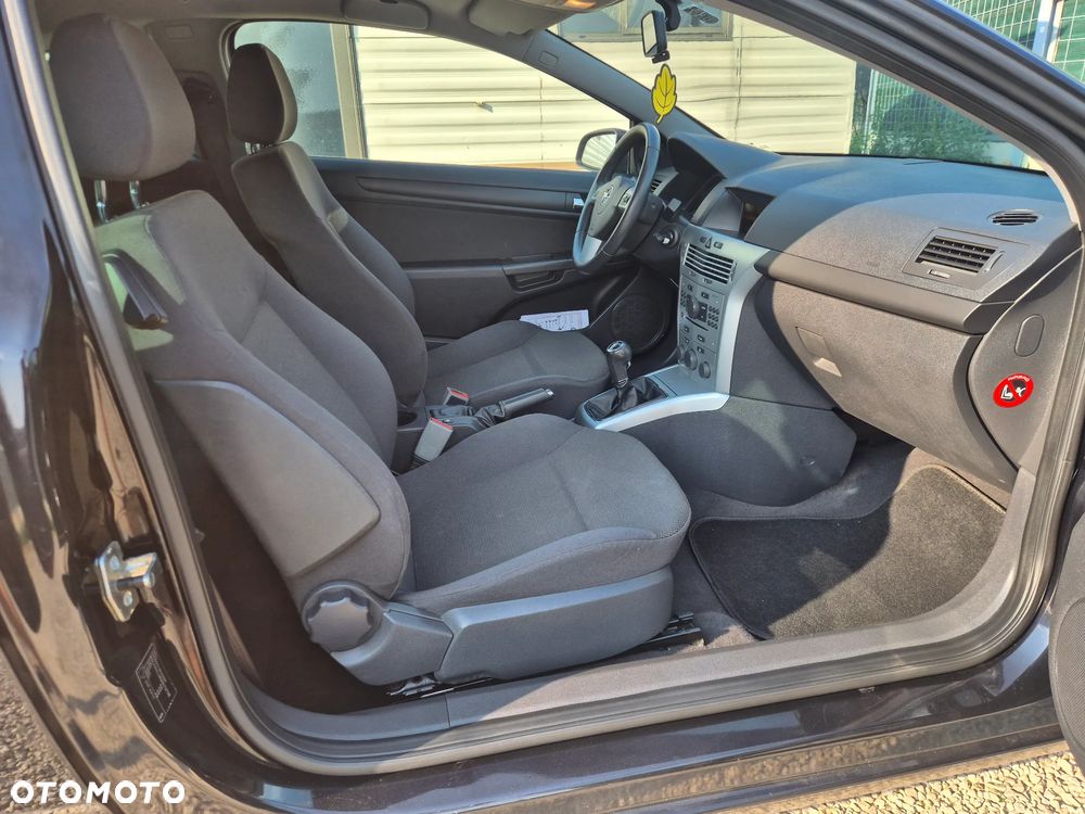 Opel Astra 1.6 Edition 111 Jahre - 15