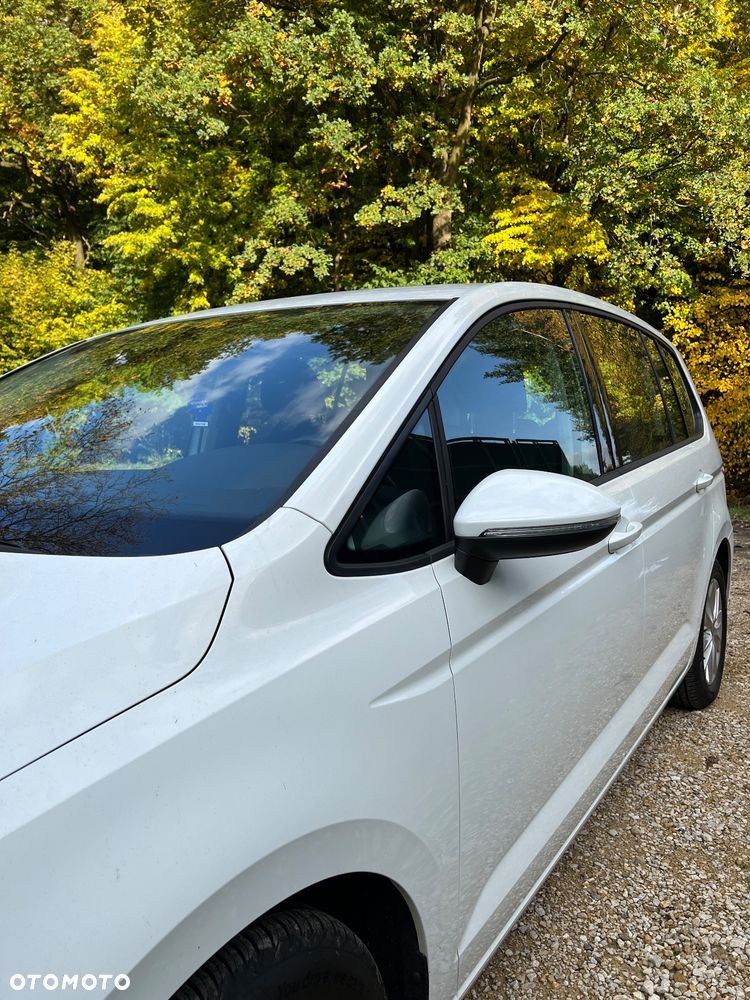 Volkswagen Touran 1.6 TDI BMT SCR Trendline - 24