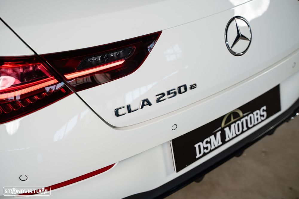 Mercedes-Benz CLA 250 e Shooting Brake AMG Line - 10