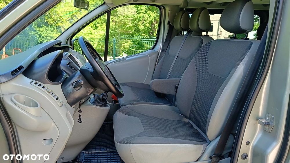 Opel Vivaro L2H1 2.9t Edition - 22
