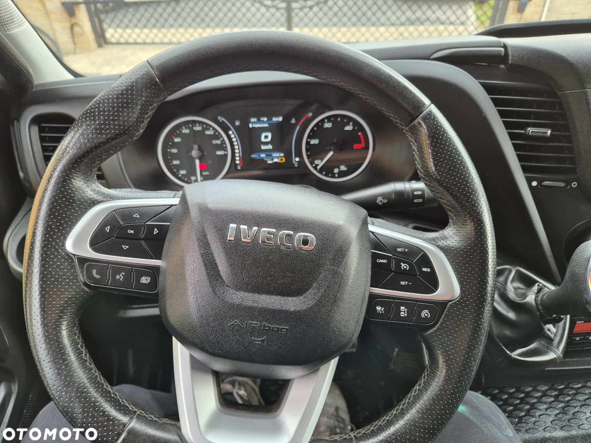 Iveco DAILY 40C21 210KM L3H2 KLIMA BLIZNIAK TEMPOMAT BLOKADA MOSTU NAVI - 30