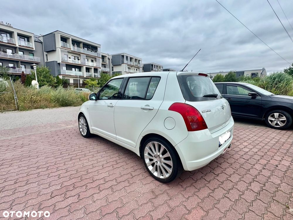 Suzuki Swift 1.3 Club dance - 2