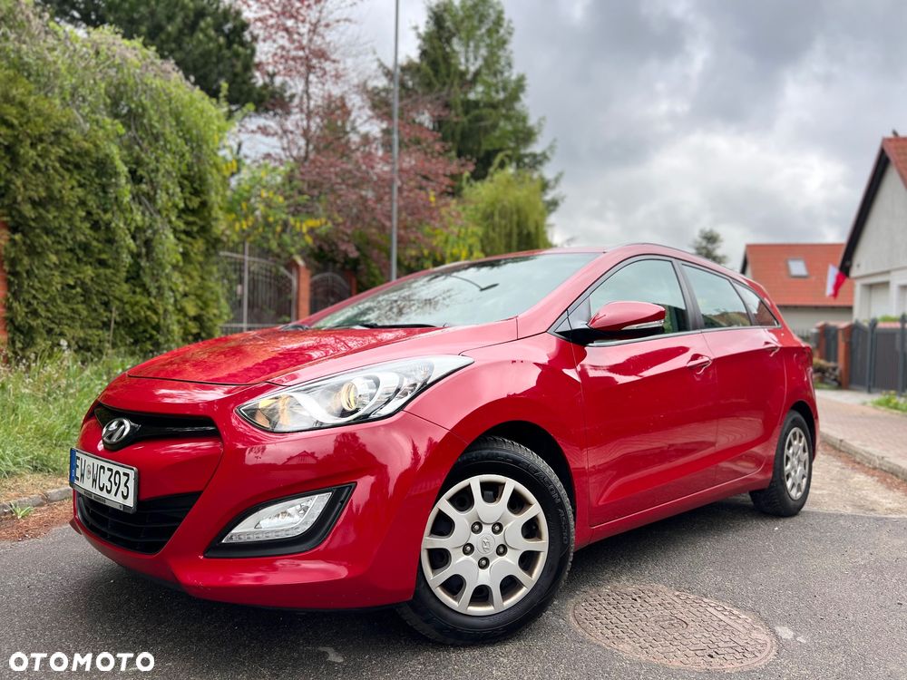 Hyundai i30 i30cw 1.4 Intro Edition - 2