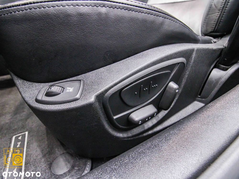 Renault Laguna 2.0 16V Turbo Initiale - 25