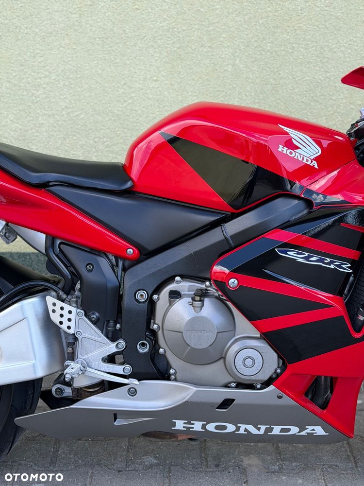 Honda CBR - 8