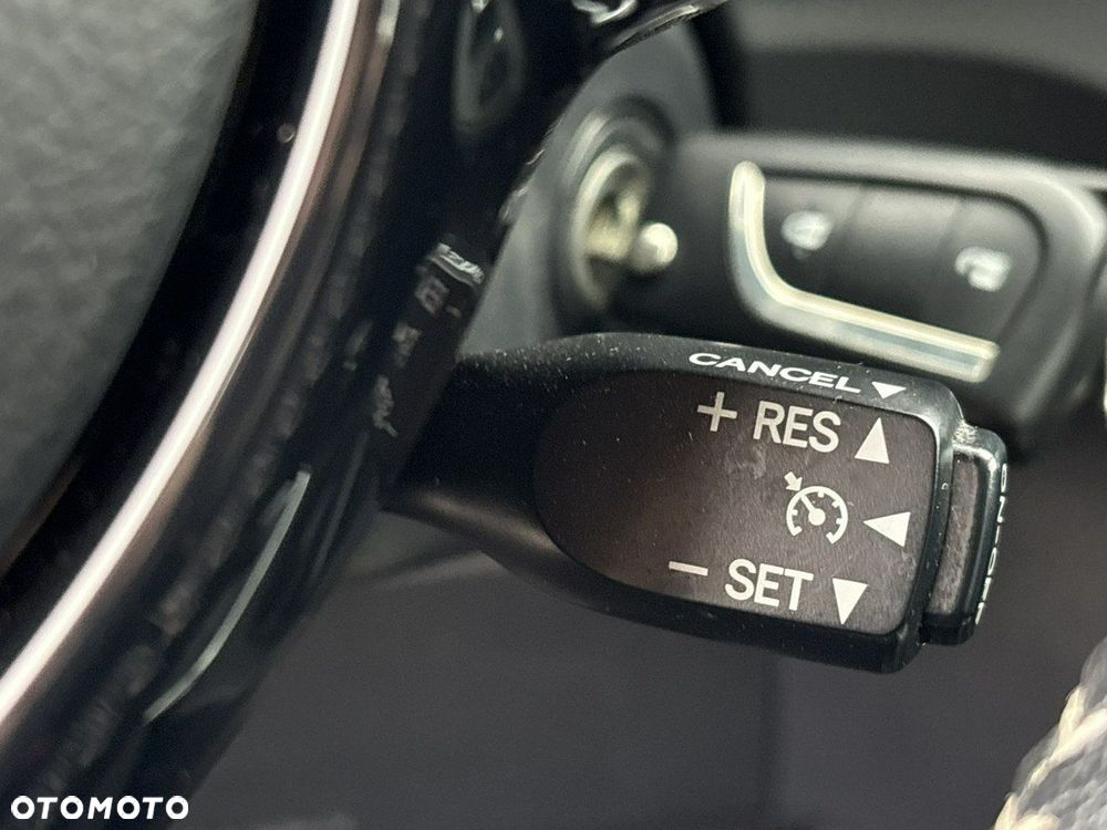Toyota Yaris - 34