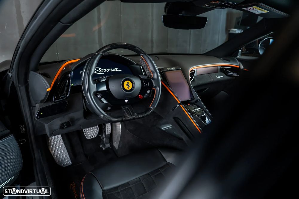 Ferrari Roma 3.9 Twin-Turbo V8 - 14