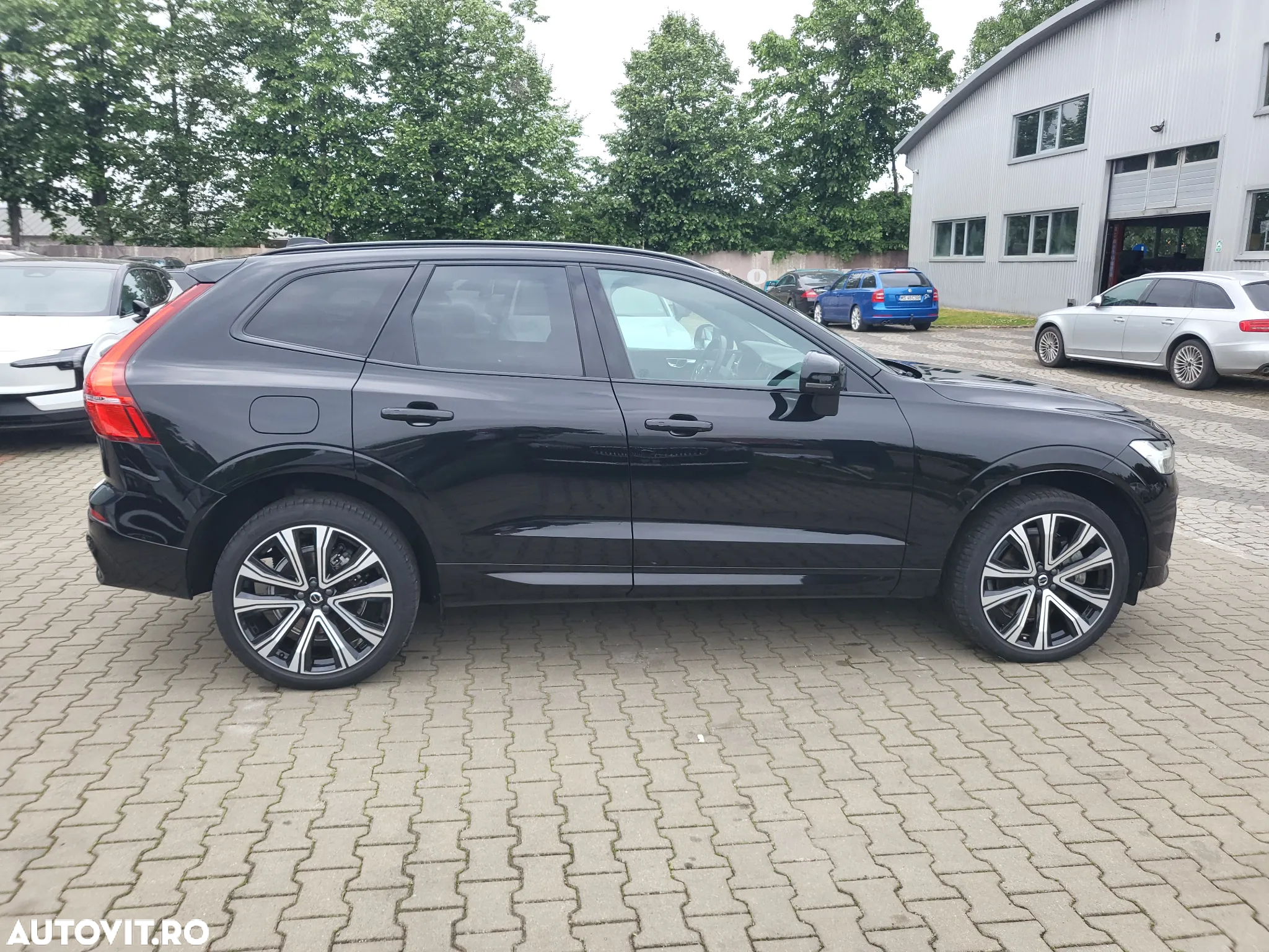 Volvo XC 60 B4 D AWD Geartronic RDesign - 8