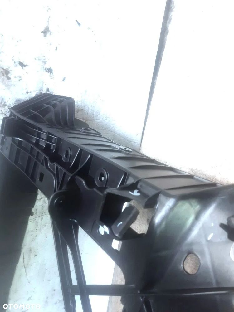 skoda rapid pas przód przedni - 4