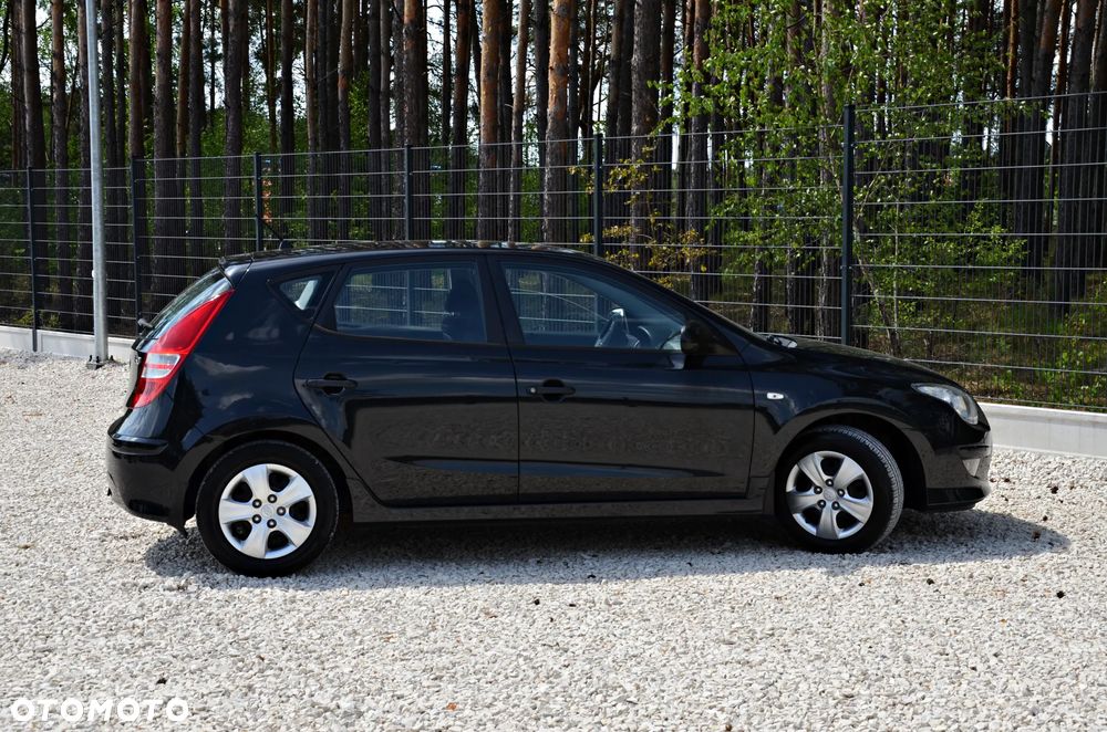 Hyundai i30 1.4 Classic + EU5 - 26