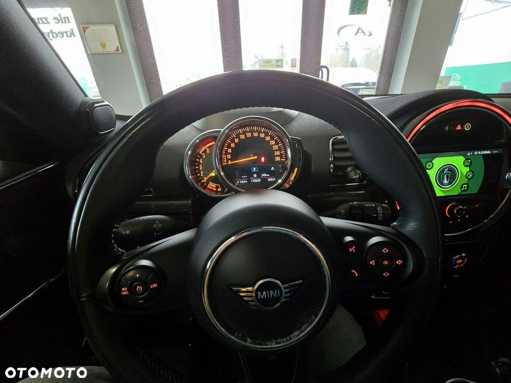 MINI Clubman Cooper SD ALL4 - 21