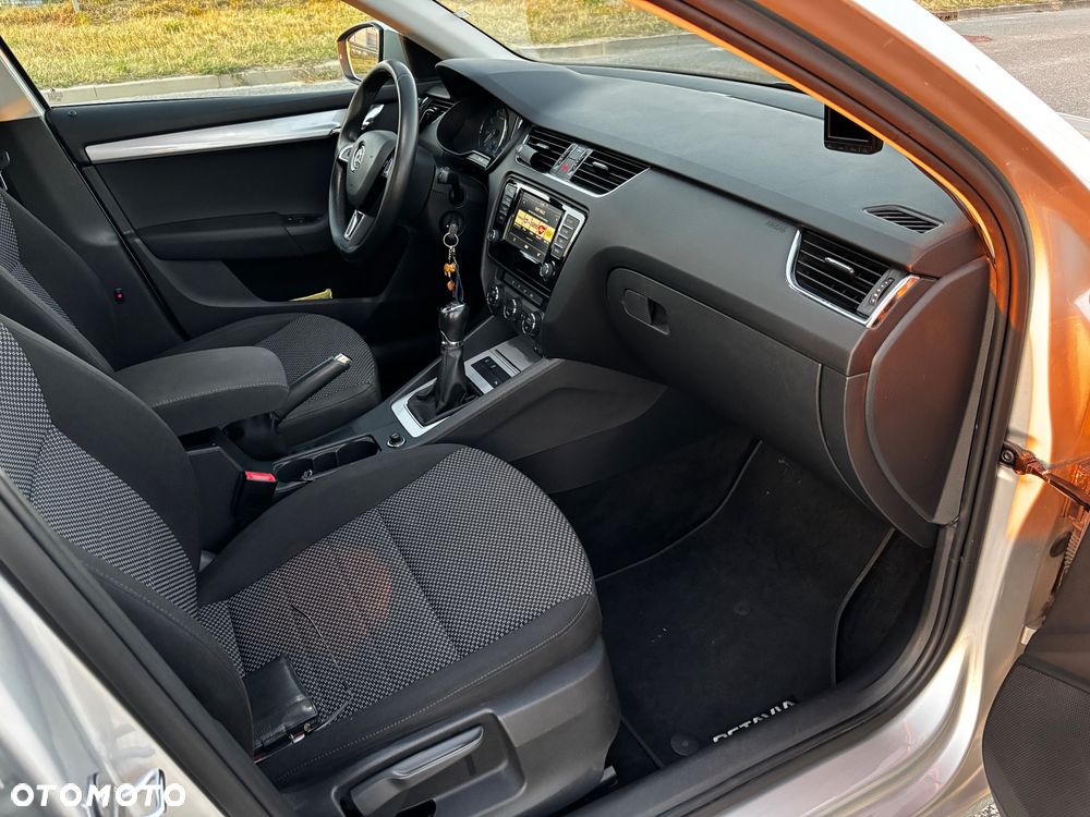 Skoda Octavia 1.4 TSI Ambition - 23