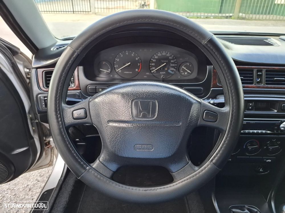 Honda Civic 1.4i S - 11