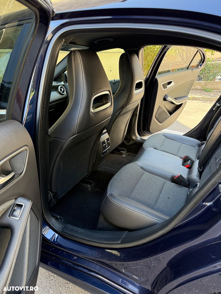 Mercedes-Benz A 200 CDI 4Matic 7G-DCT - 7