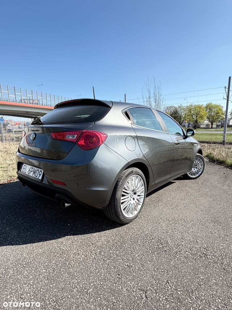 Alfa Romeo Giulietta 2.0 JTDM Exclusive TCT EU6 - 5